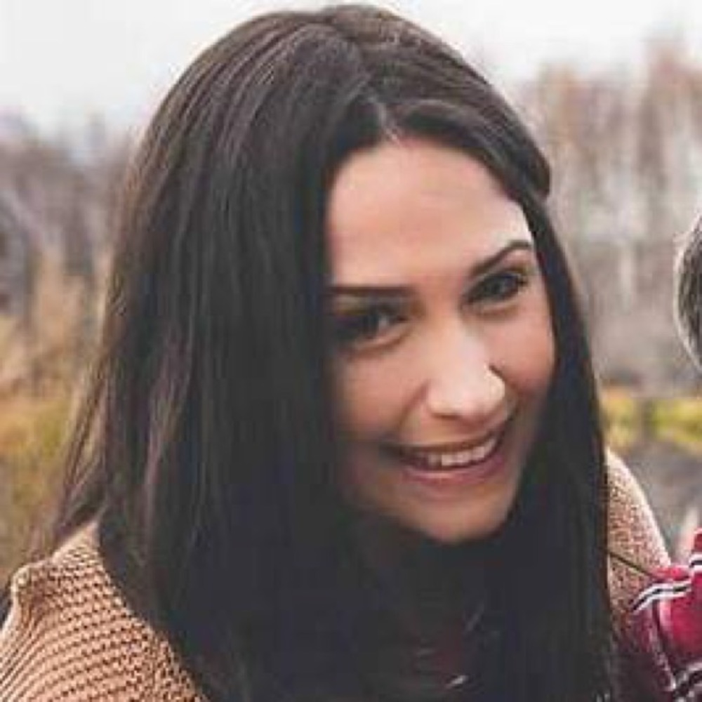 Meet your Posher, Anna